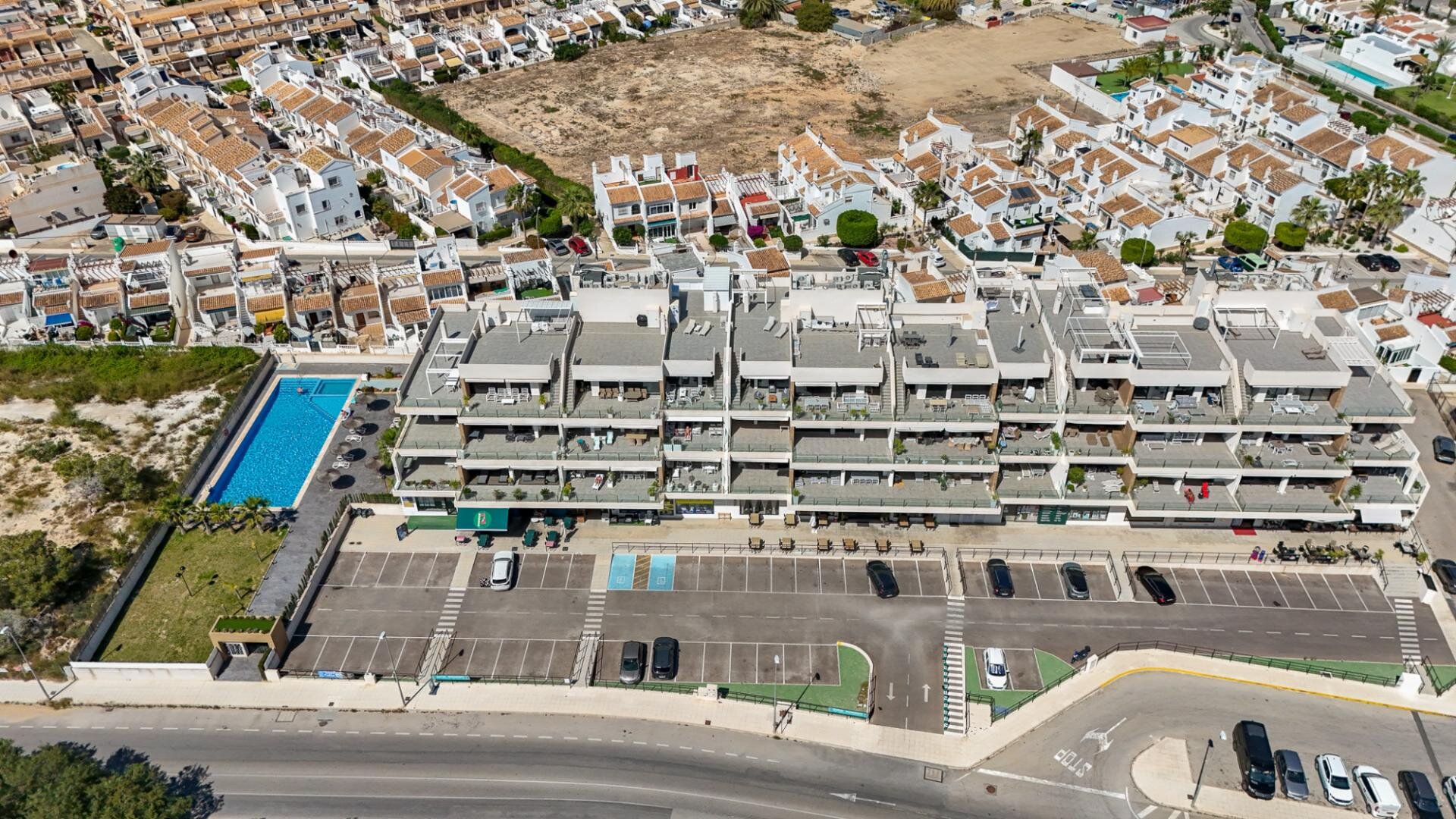 2-Bedroom Apartment in Las Filipinas, Orihuela Costa - Image 26