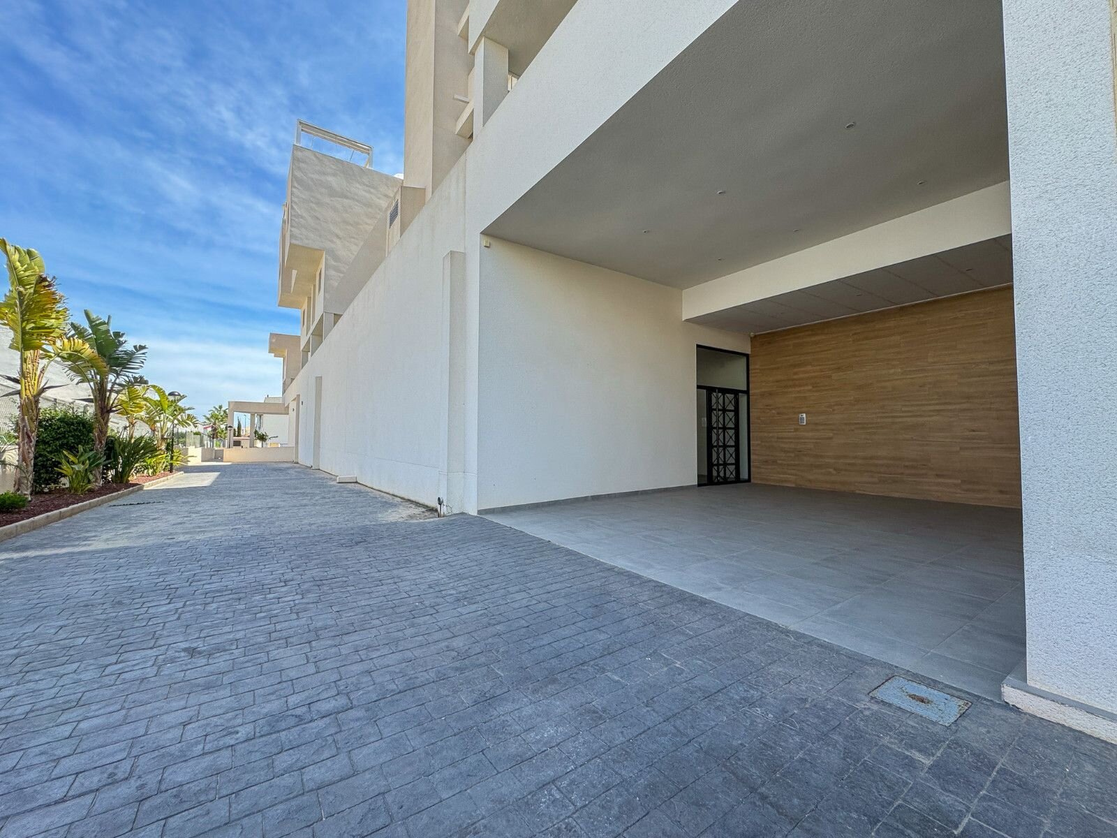 2-Bedroom Apartment in Las Filipinas, Orihuela Costa - Image 39