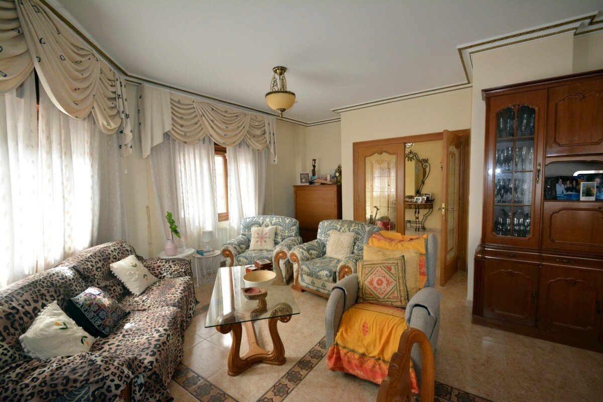 8-Bedroom Villa in Pueblo, Guardamar del Segura - Image 21