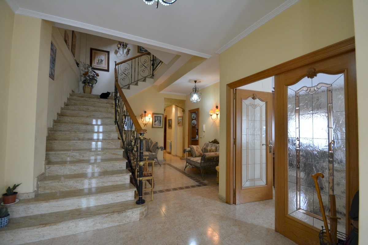 8-Bedroom Villa in Pueblo, Guardamar del Segura - Image 24