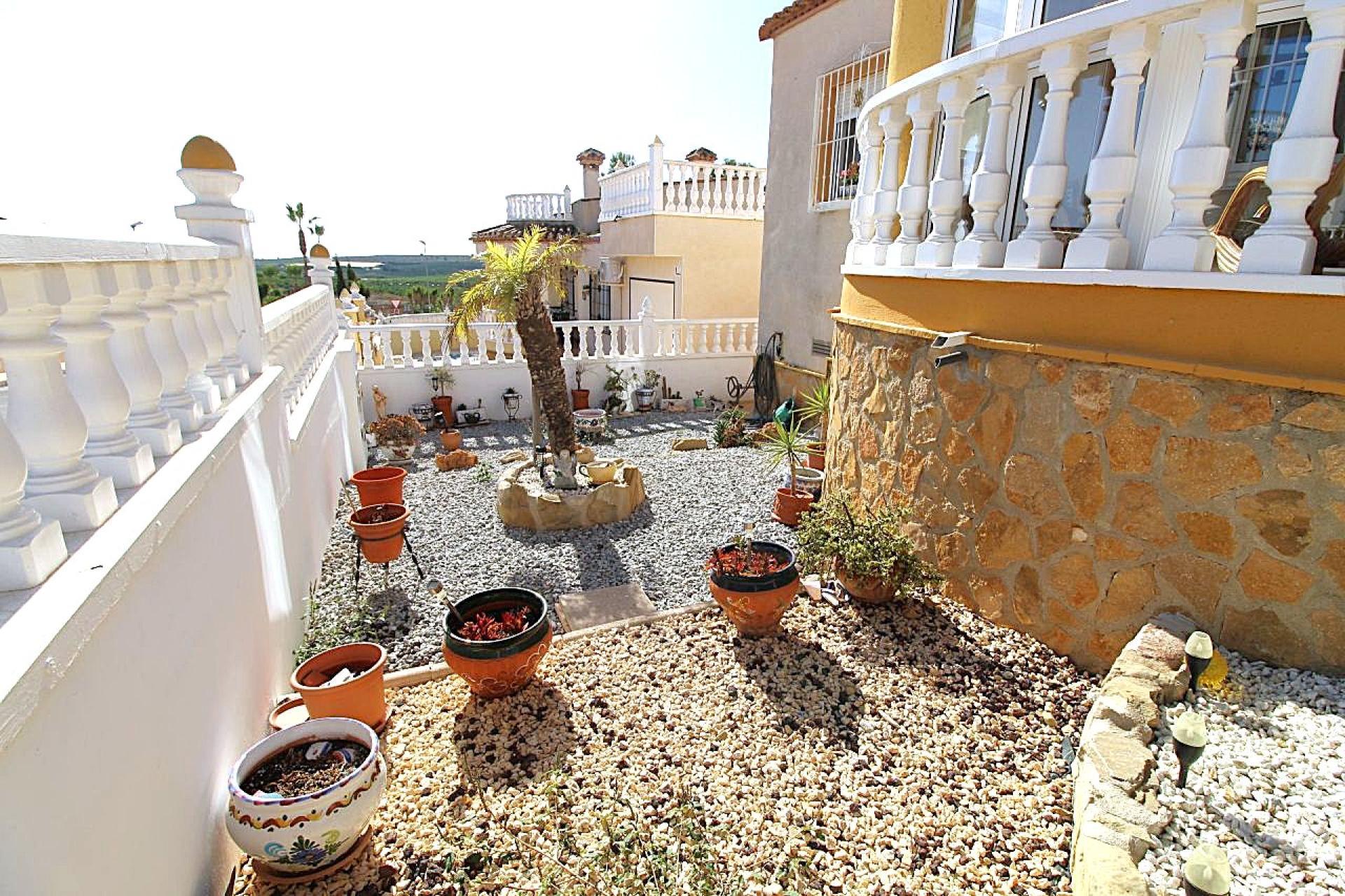 Villa in San Miguel de Salinas - Image 28