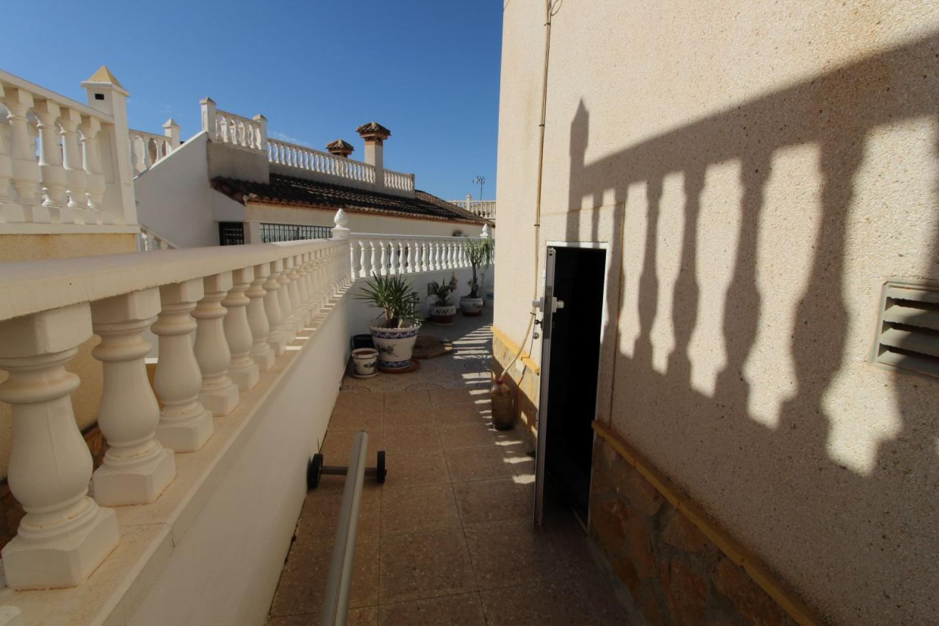 Villa in San Miguel de Salinas - Image 32