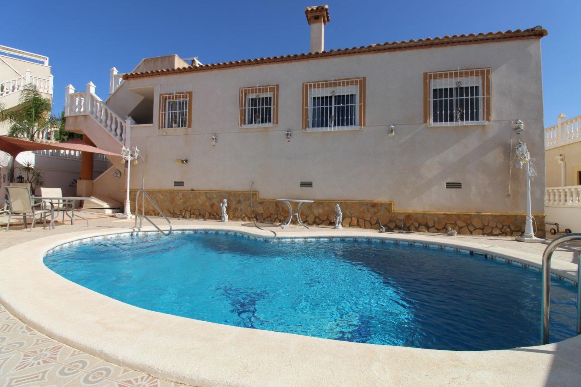 Villa in San Miguel de Salinas - Image 43