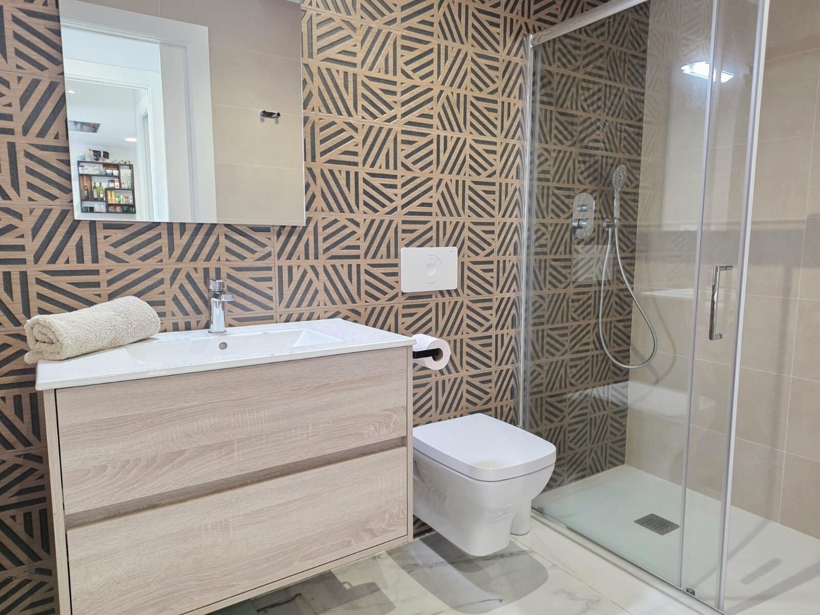 2-Bedroom Apartment in Pau 8, Orihuela Costa - Image 19