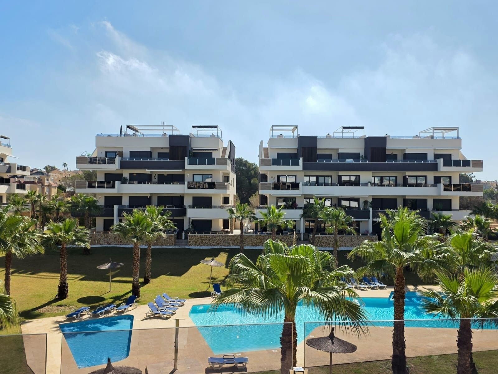 2-Bedroom Apartment in Pau 8, Orihuela Costa - Image 32