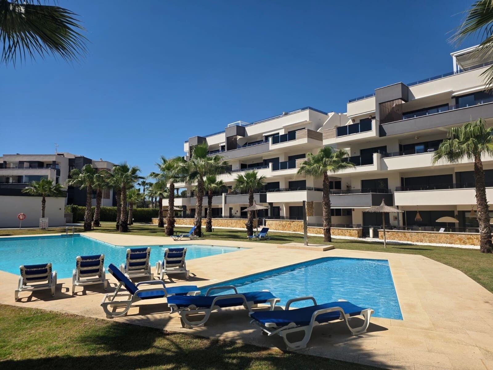 2-Bedroom Apartment in Pau 8, Orihuela Costa - Image 34