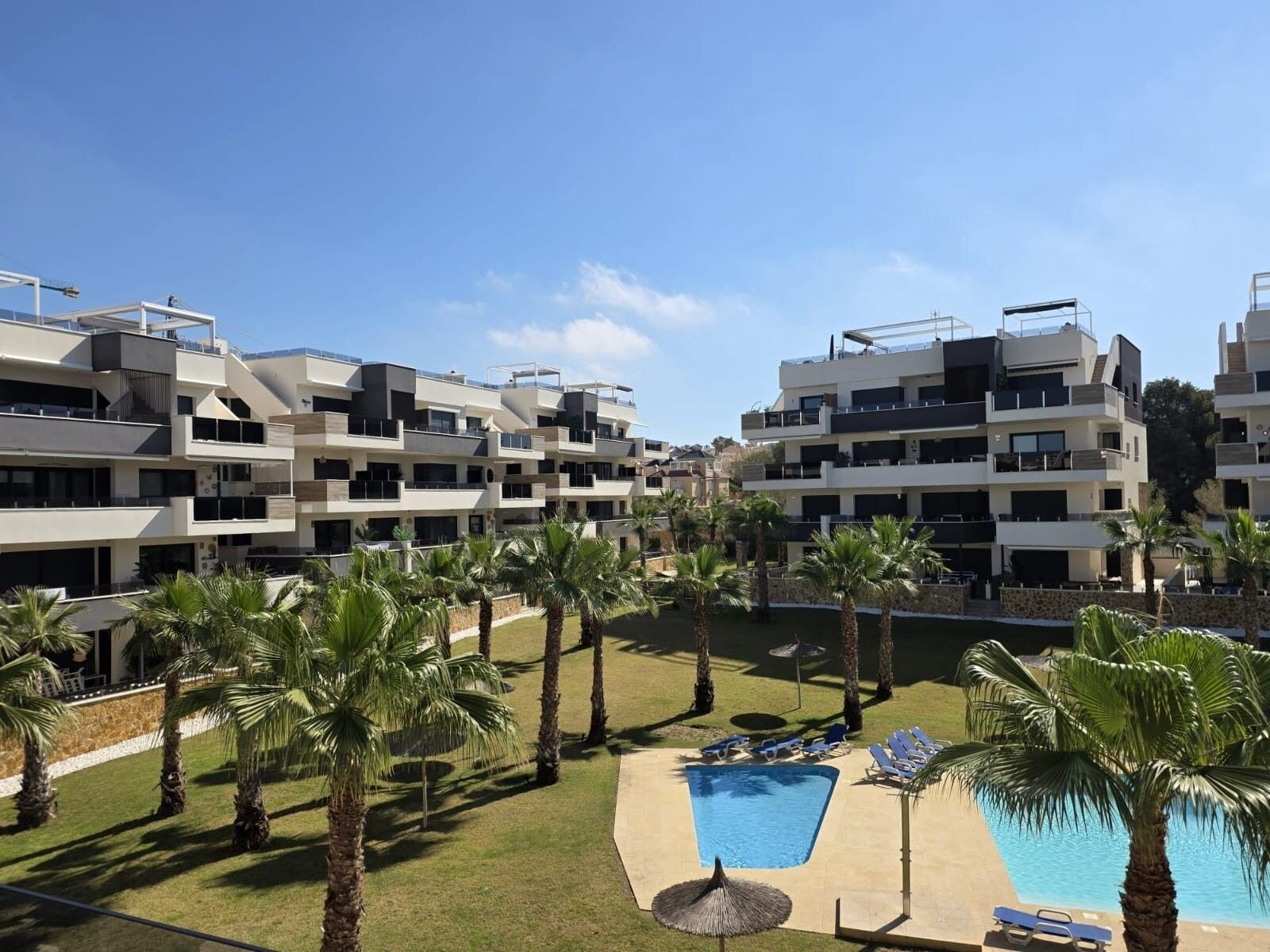 2-Bedroom Apartment in Pau 8, Orihuela Costa - Image 36