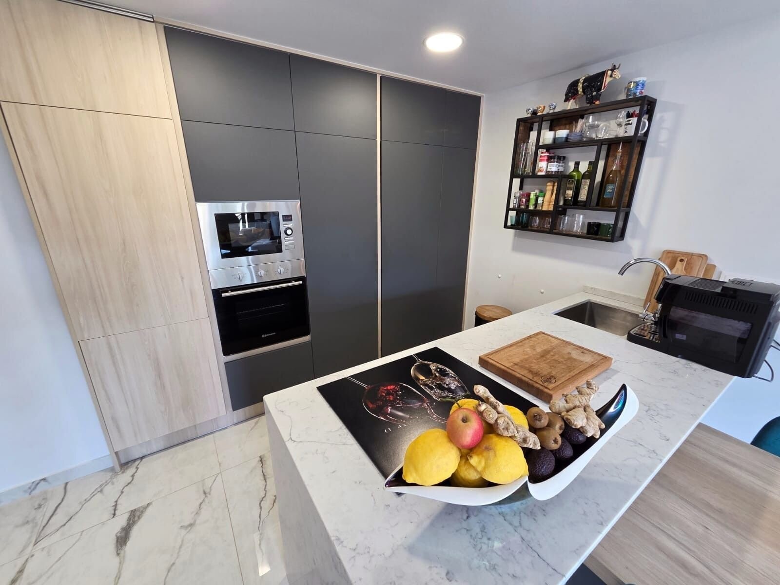 2-Bedroom Apartment in Pau 8, Orihuela Costa - Image 9
