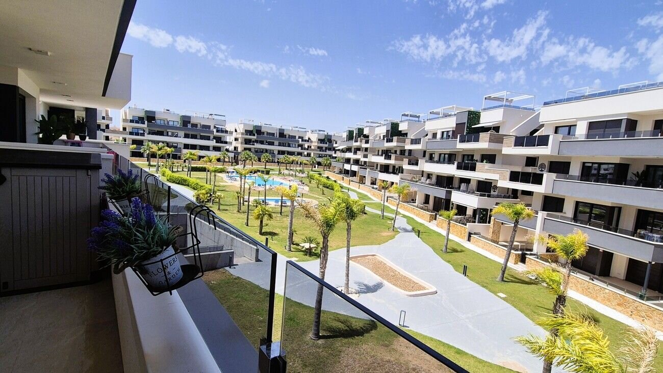 Appartement met 3 Slaapkamers in La Zenia, Orihuela Costa - Image 26