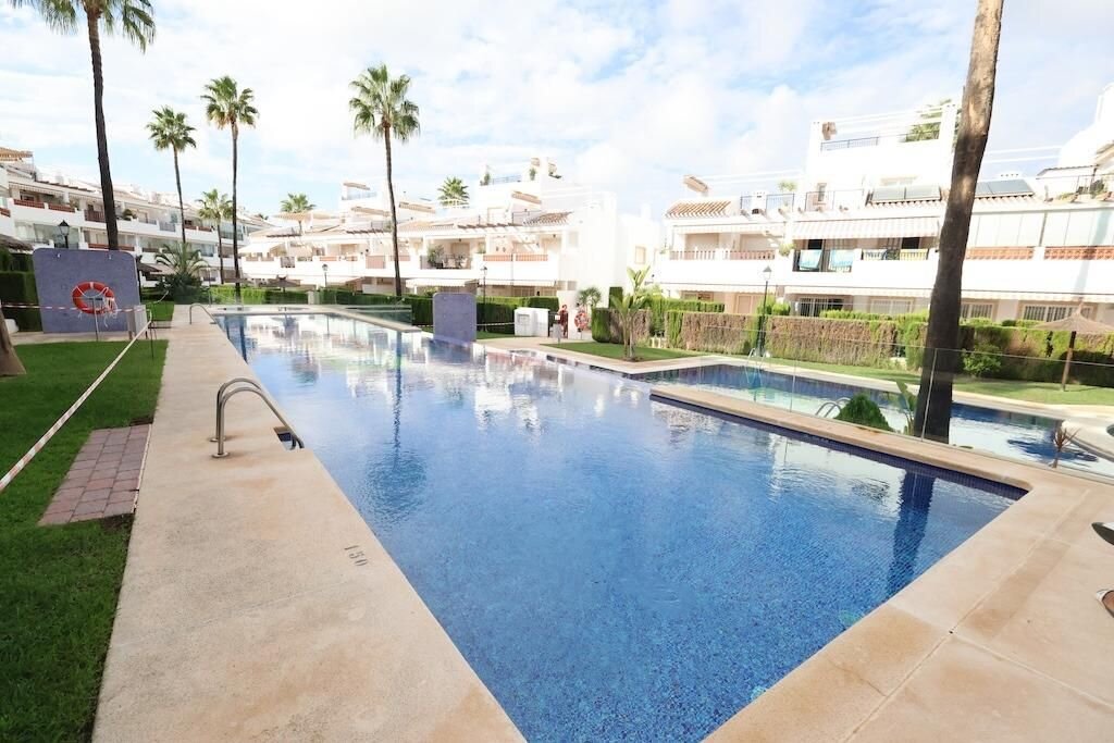2-Bedroom Apartment in Villamartín-las Filipinas, Orihuela Costa - Image 25