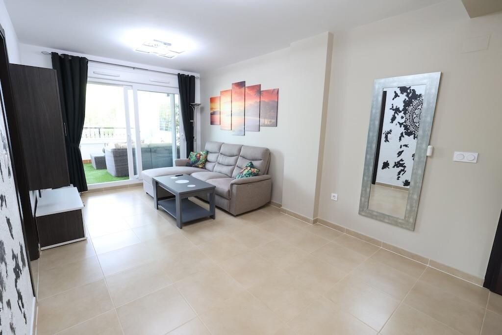 2-Bedroom Apartment in Villamartín-las Filipinas, Orihuela Costa - Image 7