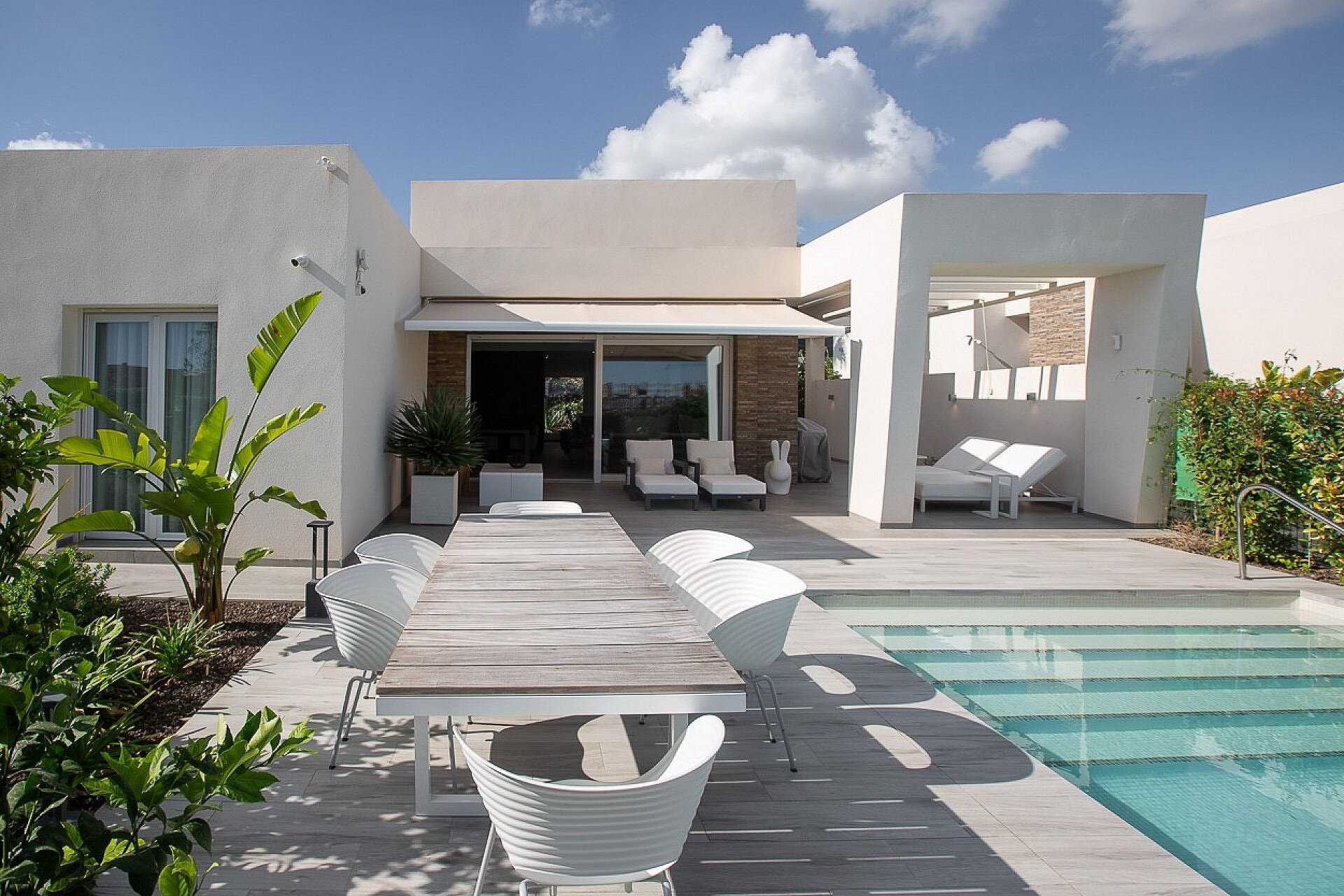 2-Bedroom Villa in Comunidad Valenciana, Algorfa - Image 4
