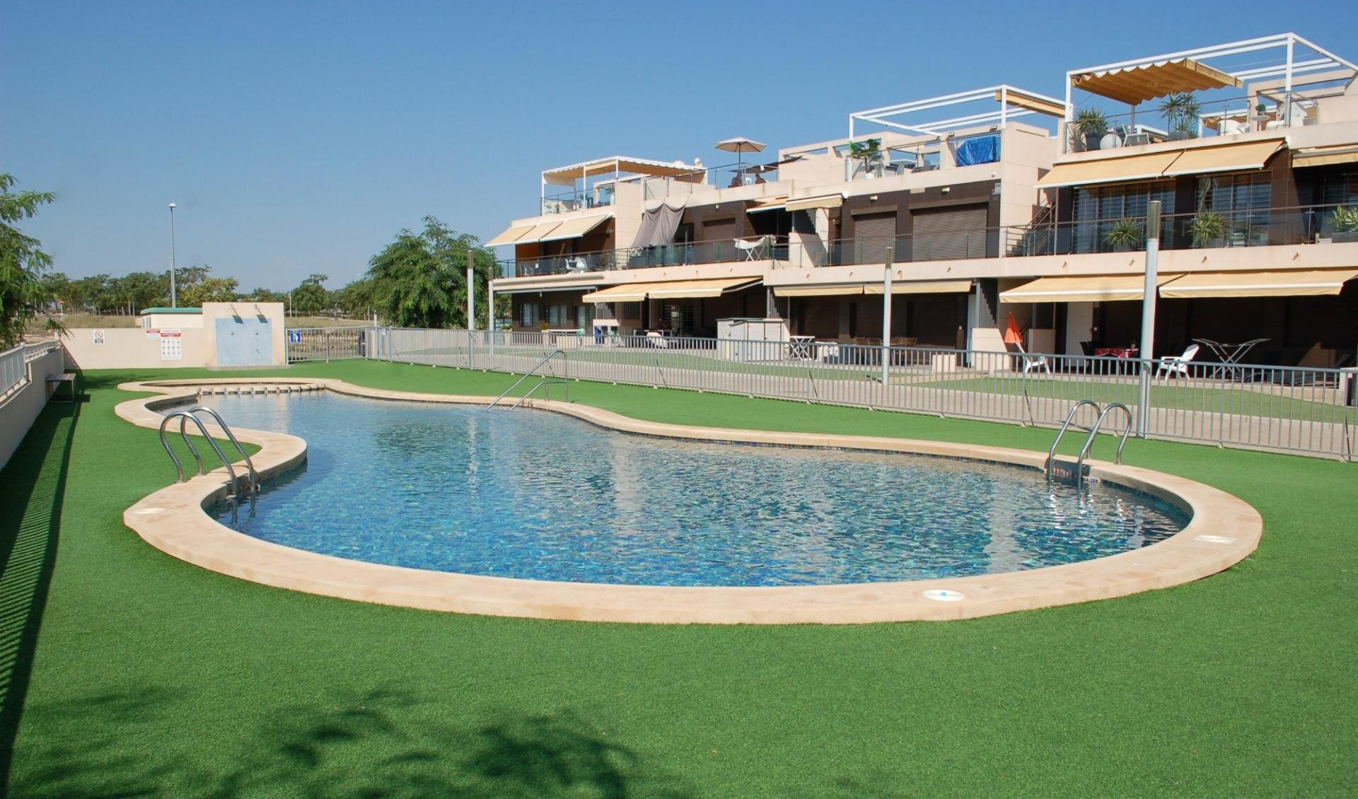 2-Bedroom Bungalow in Pueblo Latino, Pilar de la Horadada - Image 16