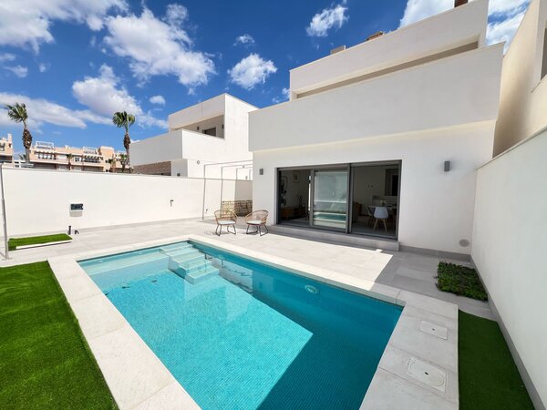 3-Zimmer Stadthaus in Orihuela Costa