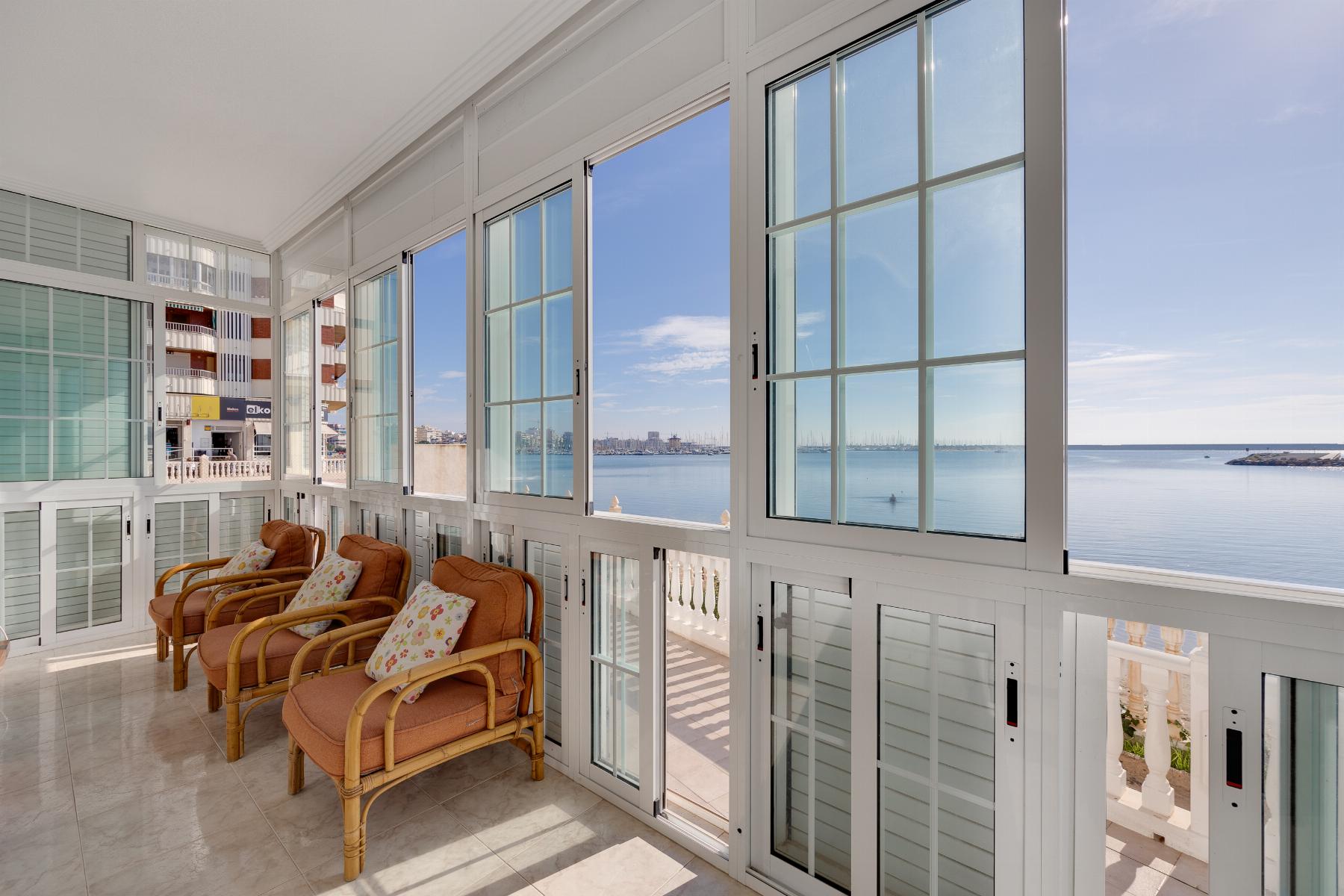 Apartamento de 4 Dormitorios en, Torrevieja - Image 11