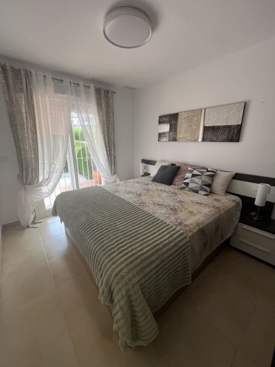 3-Bedroom Apartment in Lomas de Cabo Roig, Orihuela Costa - Image 2