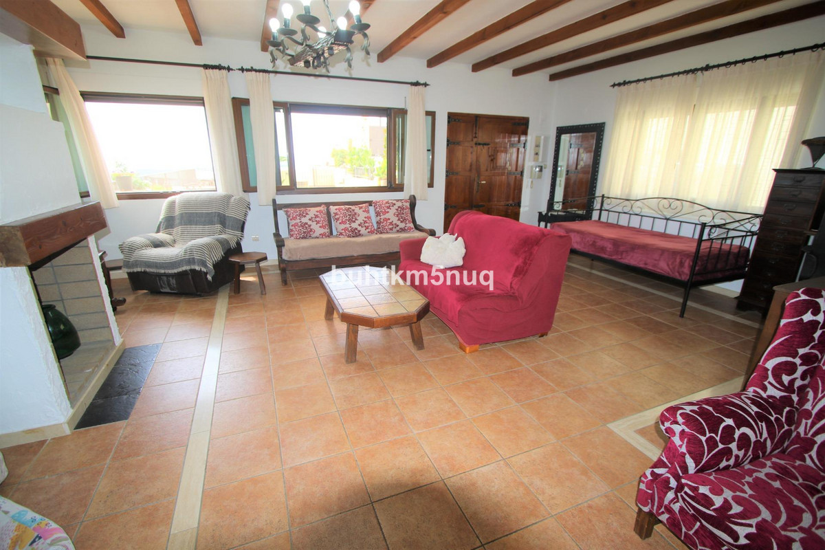 4-Bedroom Detached House in  Altea | Sunny Casas - Costa ... - Image 14