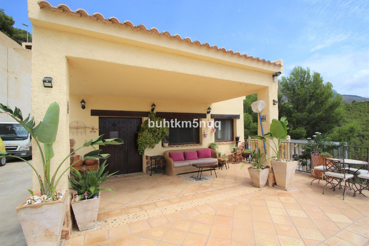 4-Bedroom Detached House in  Altea | Sunny Casas - Costa ... - Image 7