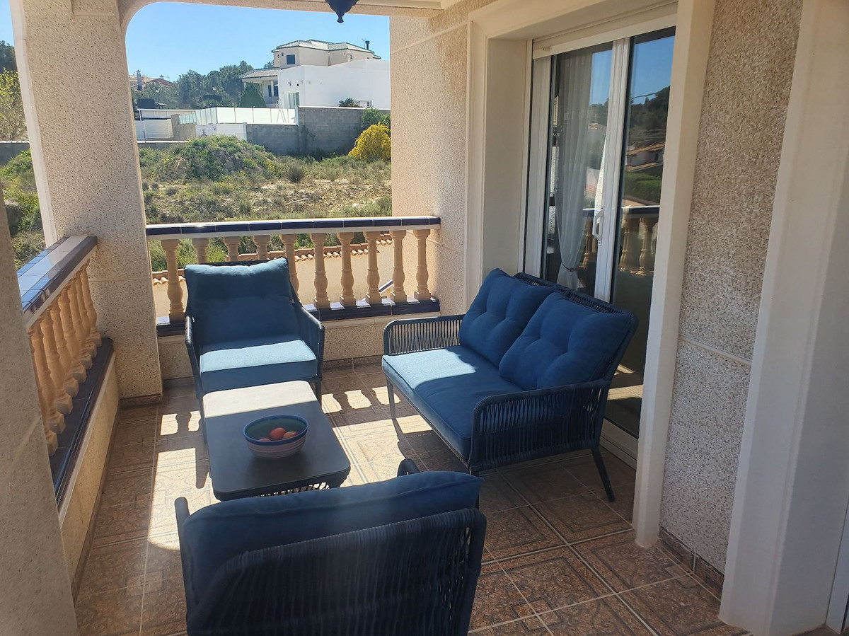 4-Bedroom Detached House in Algorfa | Sunny Casas - Cost... - Image 22