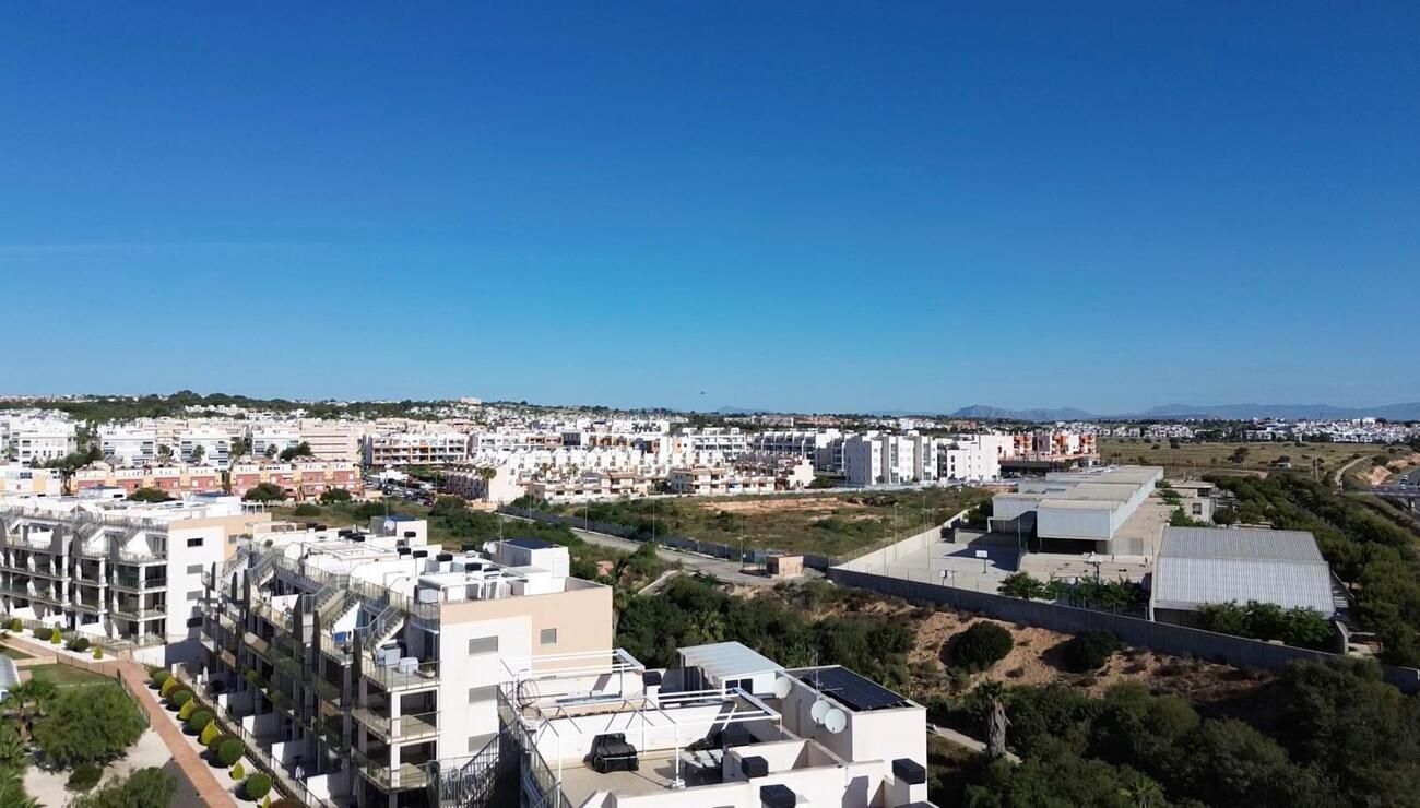 3-Bedroom Apartment in Las Filipinas, Orihuela Costa - Image 26