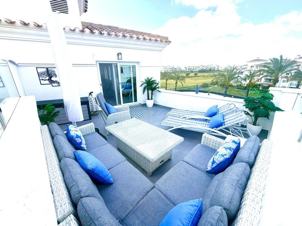 2-Bedroom Penthouse in Sucina - Image 1