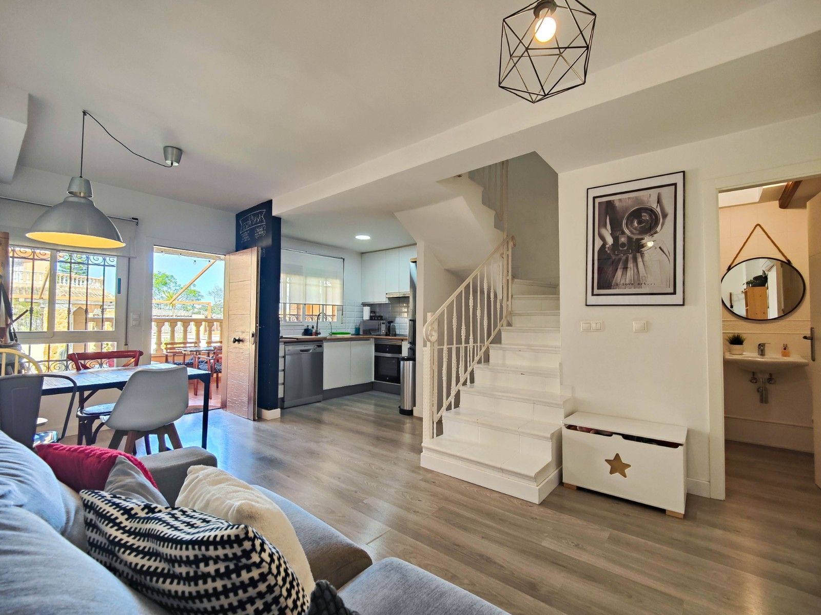 4-Bedroom House in El Edén - Los Estaños, Guardamar del Segura - Image 1