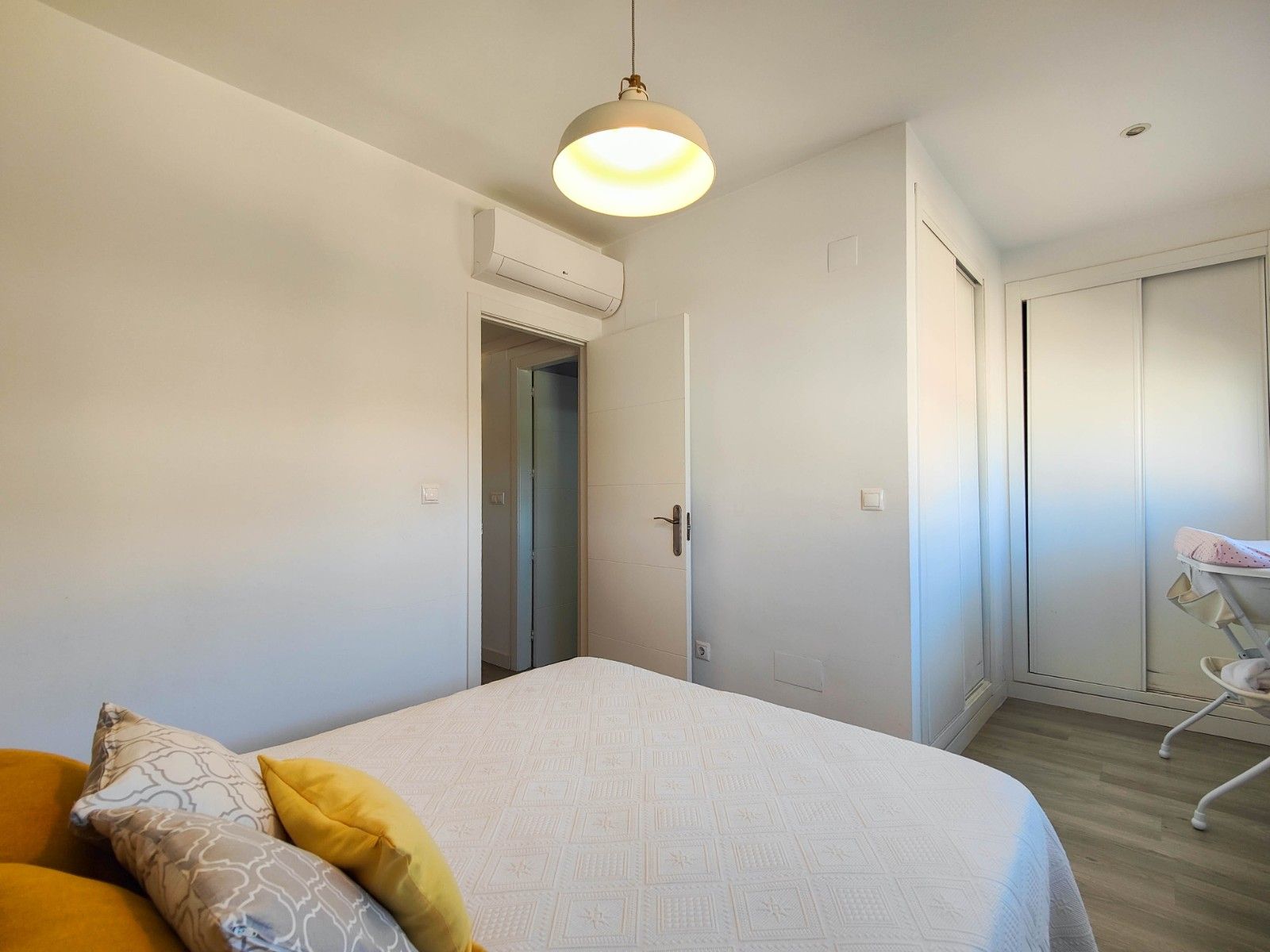 4-Bedroom House in El Edén - Los Estaños, Guardamar del Segura - Image 33