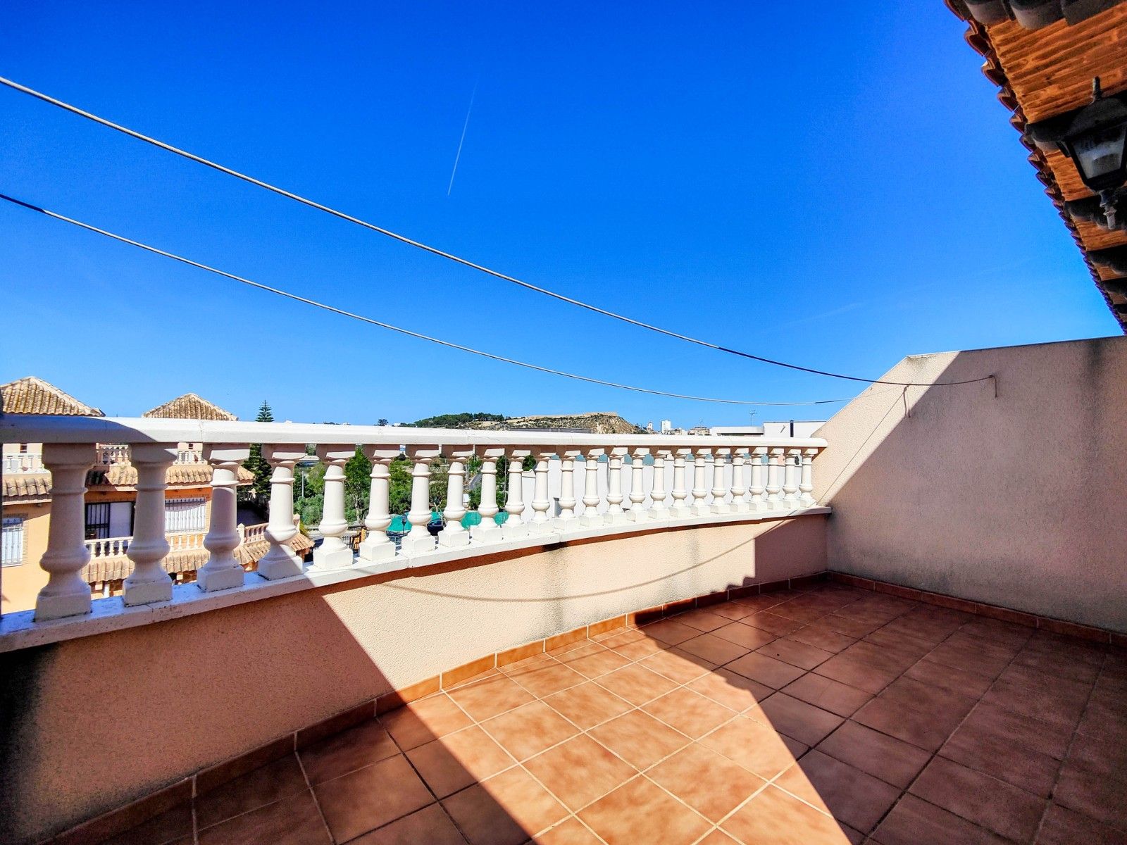 4-Bedroom House in El Edén - Los Estaños, Guardamar del Segura - Image 46