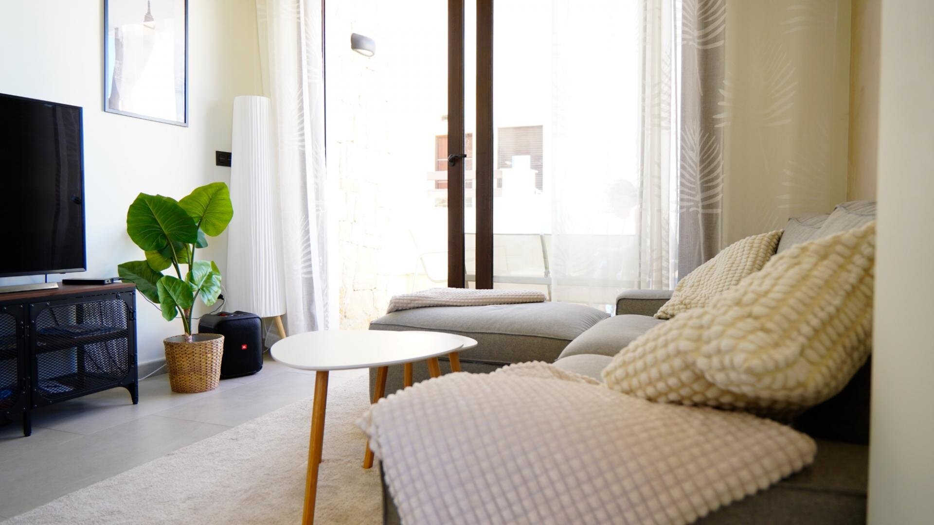 Bungalow de 3 Dormitorios en Los Balcones, Torrevieja - Image 12