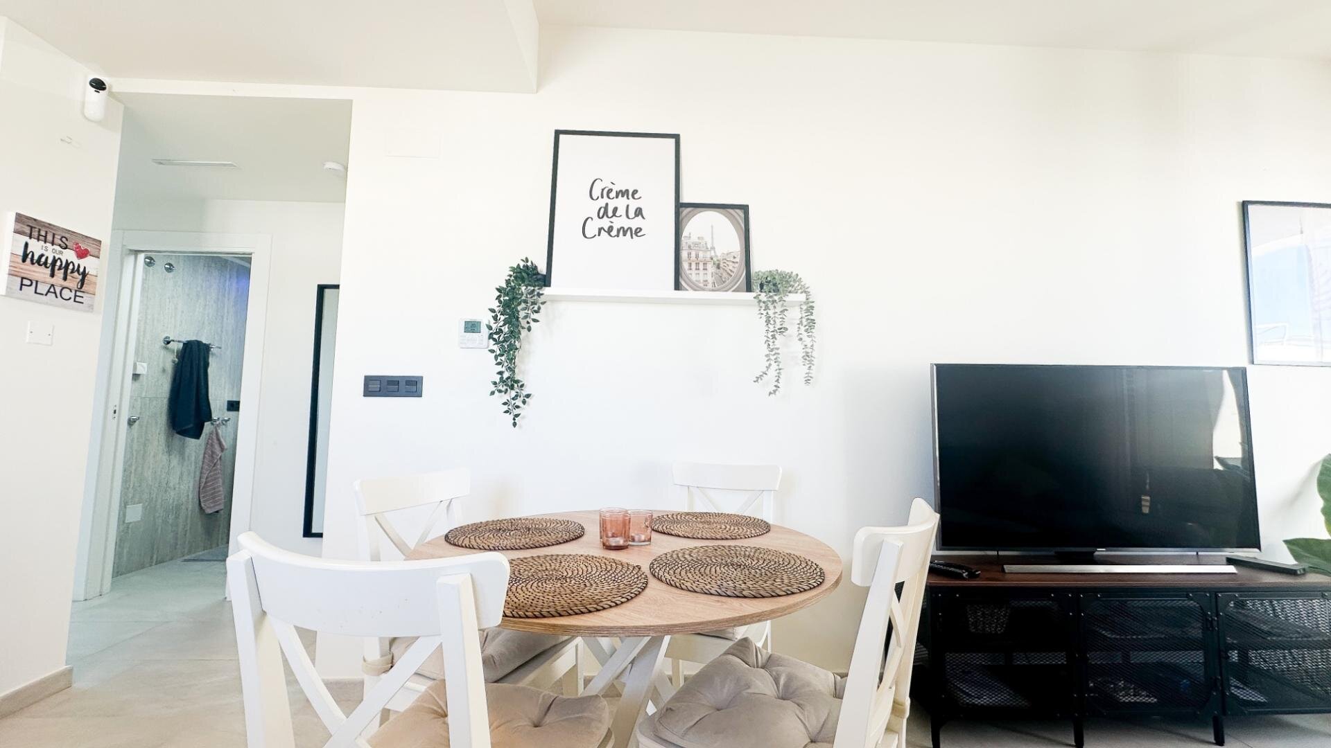Bungalow de 3 Dormitorios en Los Balcones, Torrevieja - Image 3
