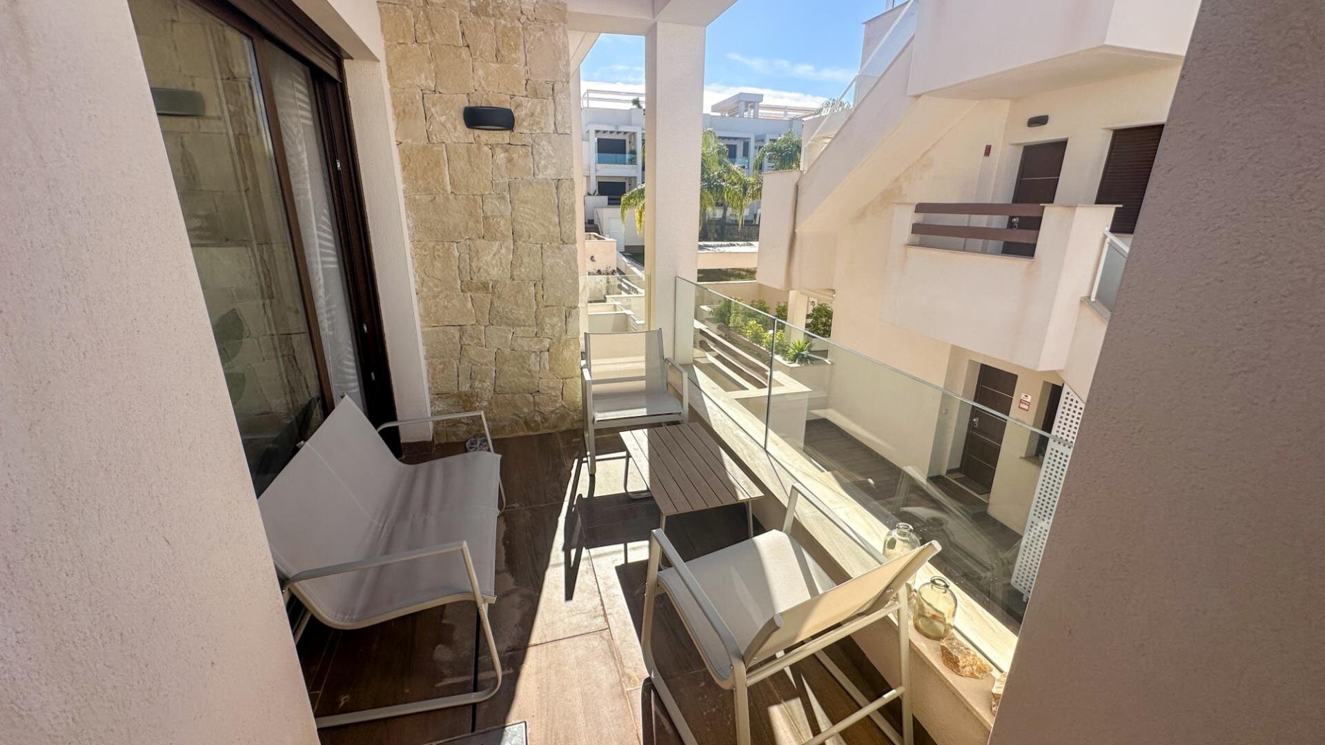 Bungalow de 3 Dormitorios en Los Balcones, Torrevieja - Image 39