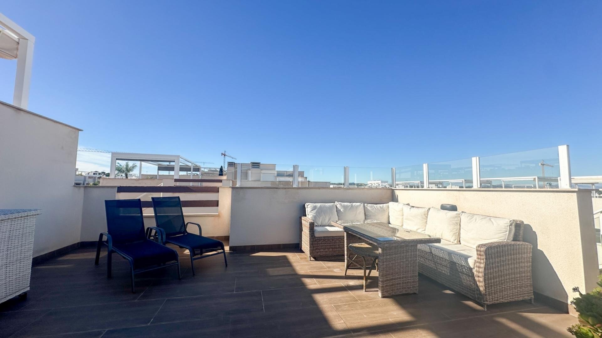 Bungalow de 3 Dormitorios en Los Balcones, Torrevieja - Image 41