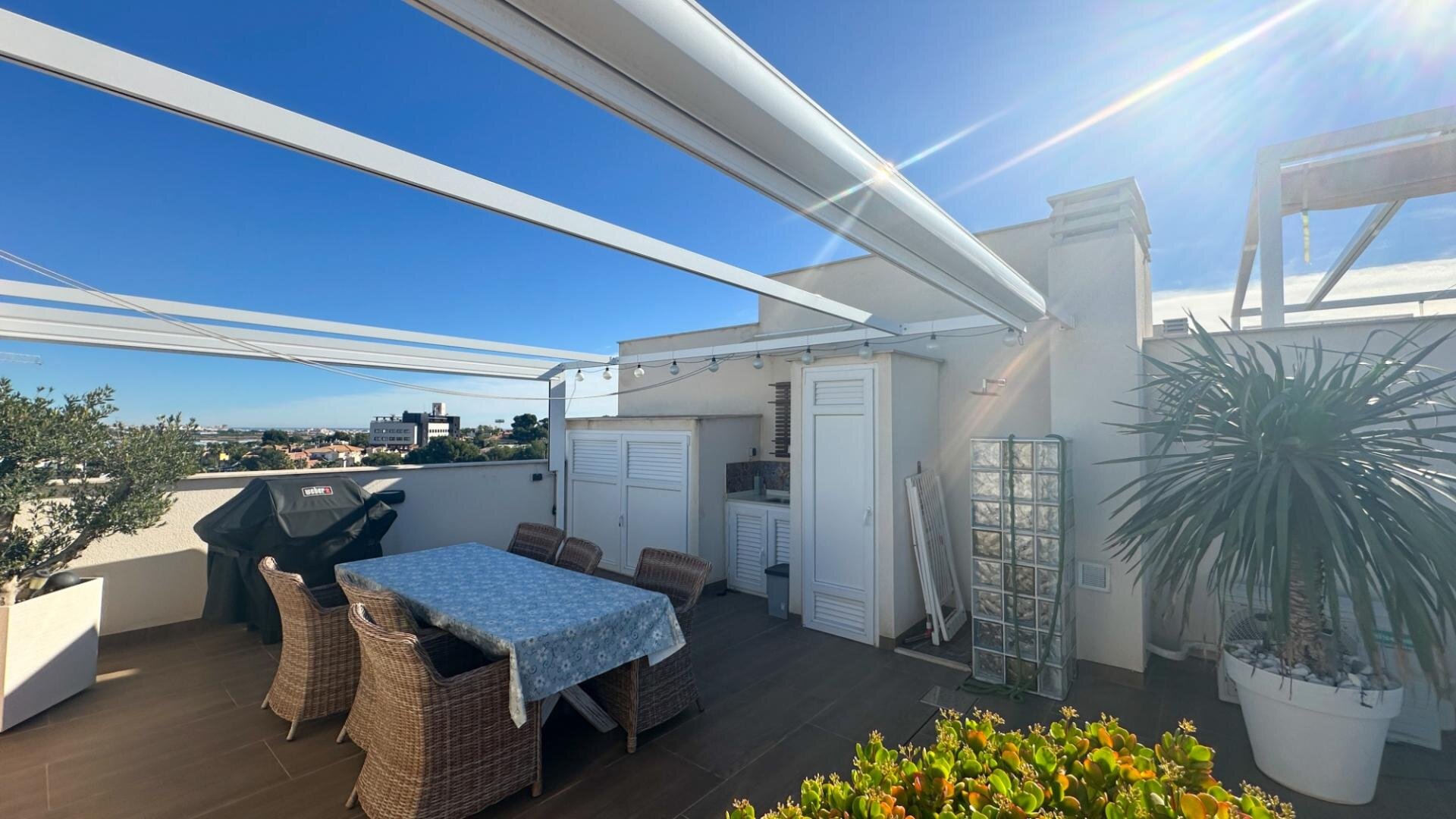 Bungalow de 3 Dormitorios en Los Balcones, Torrevieja - Image 43
