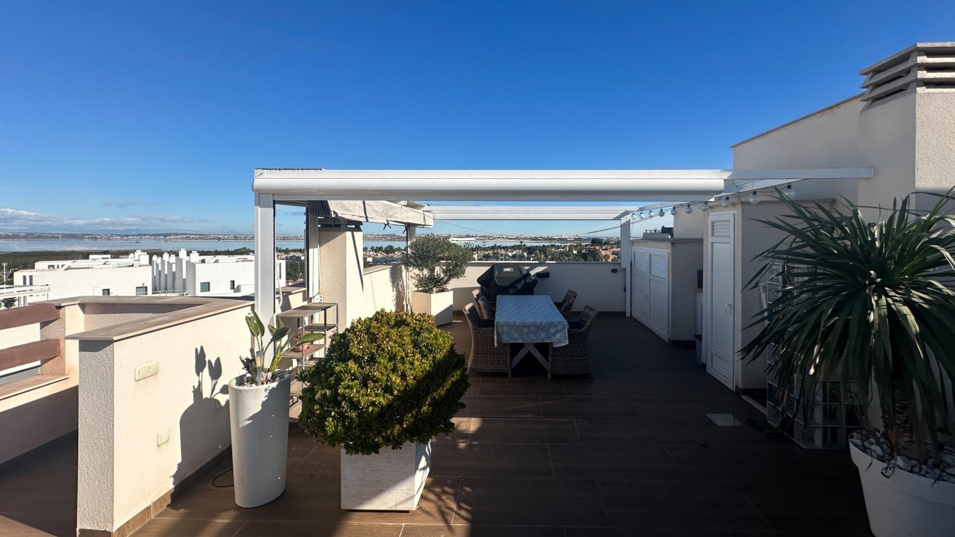 Bungalow de 3 Dormitorios en Los Balcones, Torrevieja - Image 47