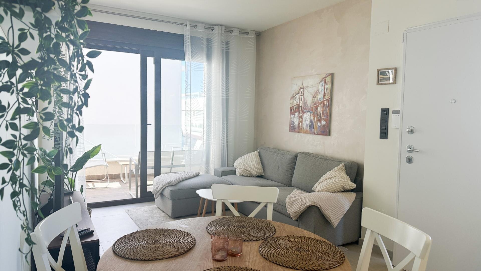 Bungalow de 3 Dormitorios en Los Balcones, Torrevieja - Image 6
