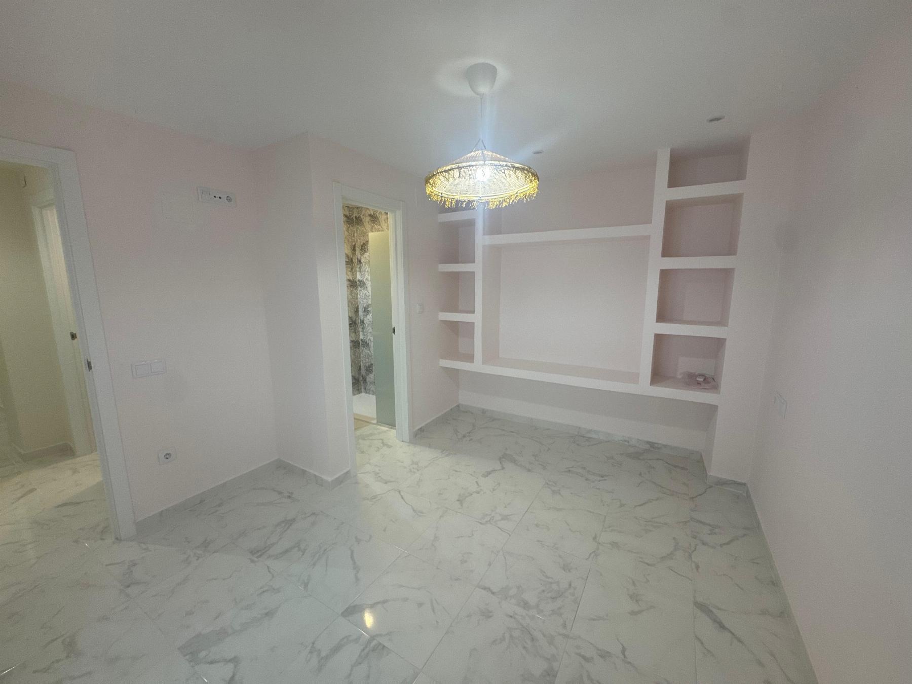 3-Bedroom Apartment in Torrevieja, Torrevieja - Image 16