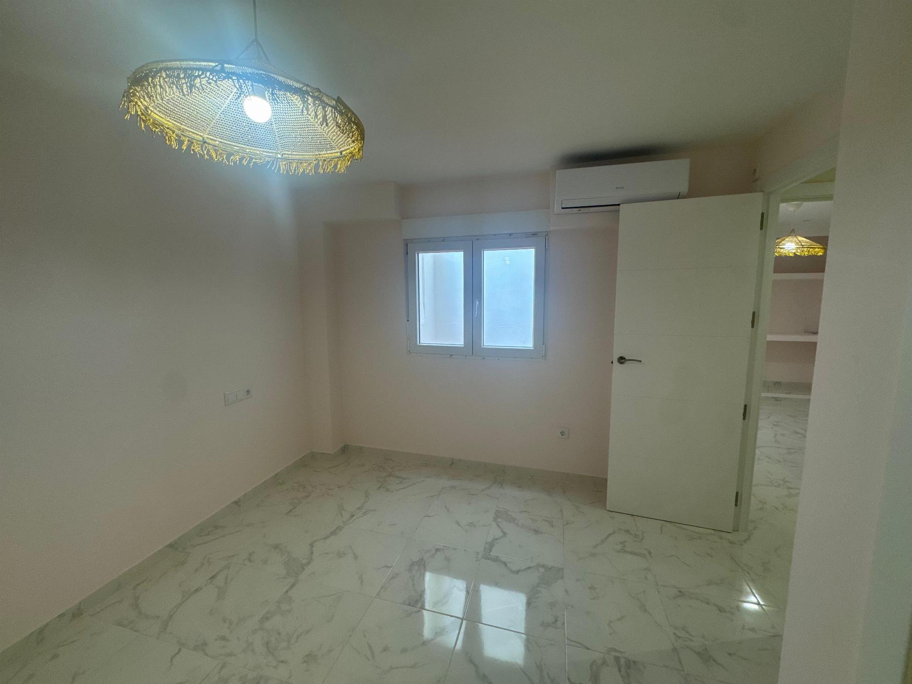 3-Bedroom Apartment in Torrevieja, Torrevieja - Image 21