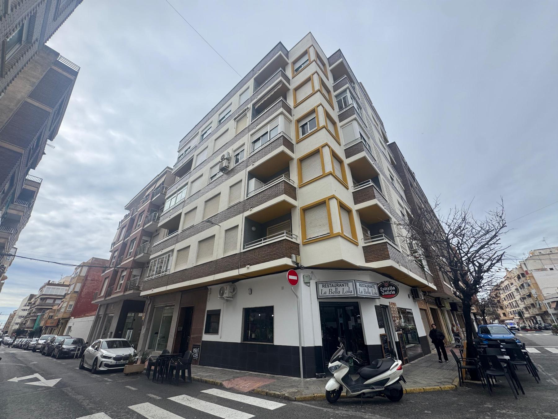 3-Bedroom Apartment in Torrevieja, Torrevieja - Image 23