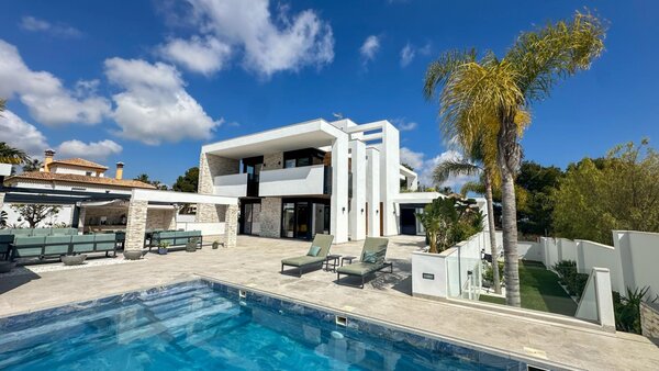 Villa de 4 Chambres à Villamartin, Orihuela Costa