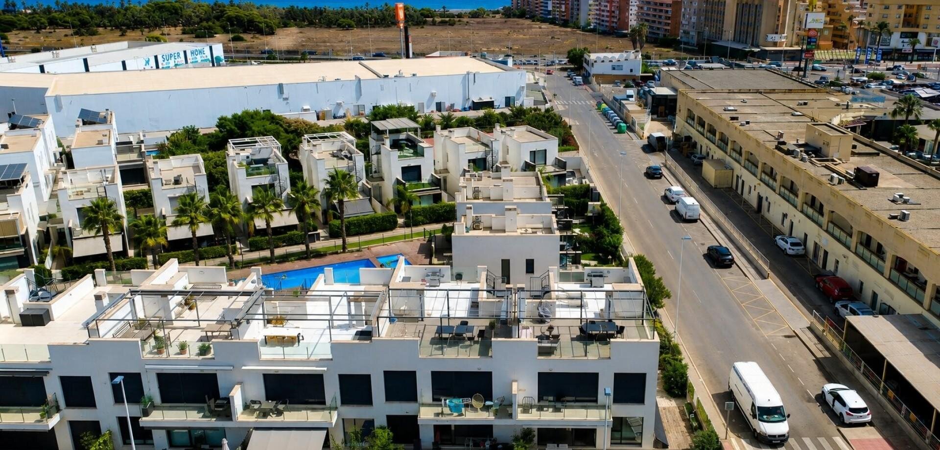 3-Bedroom Apartment in Los Balcones - Los Altos del Edén, Torrevieja - Image 6