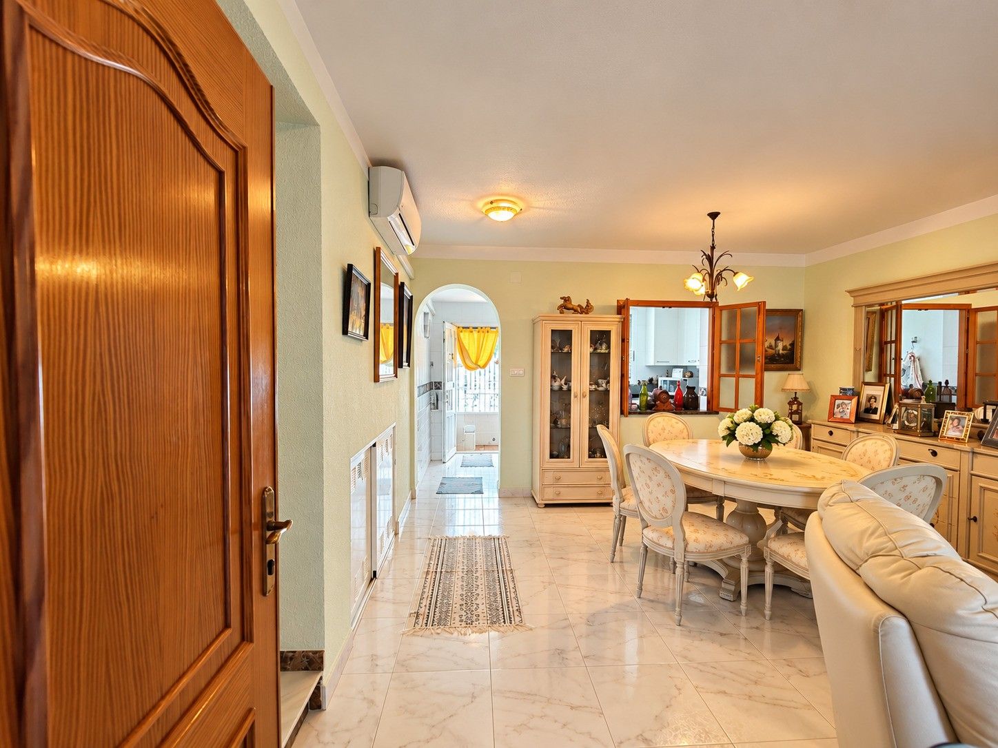 5-Bedroom House in Habaneras, Torrevieja - Image 15