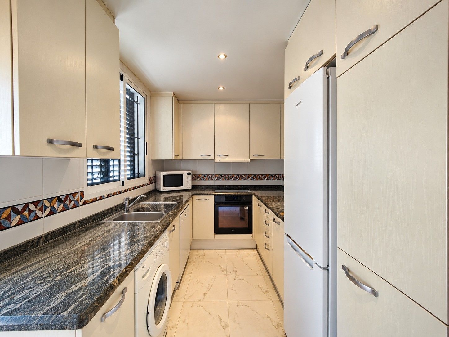 5-Bedroom House in Habaneras, Torrevieja - Image 27