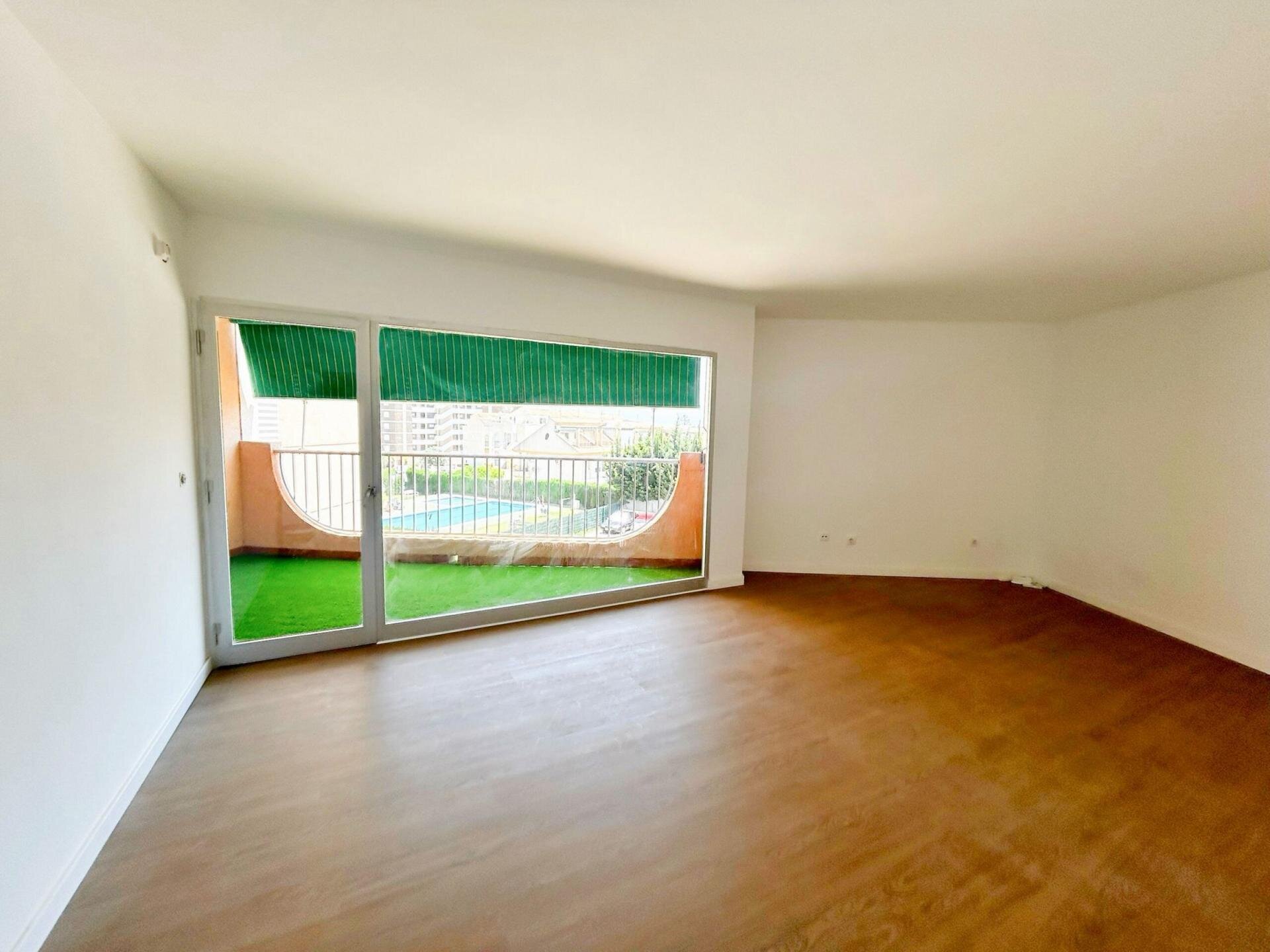 3-Bedroom Apartment in La Regia, Orihuela Costa - Image 4