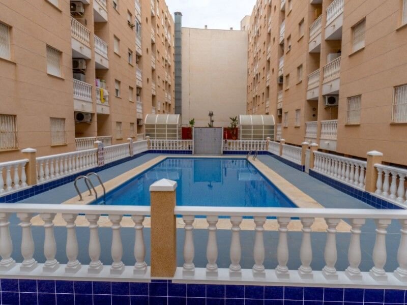 2-Bedroom Apartment in Playa del Cura, Torrevieja - Image 21