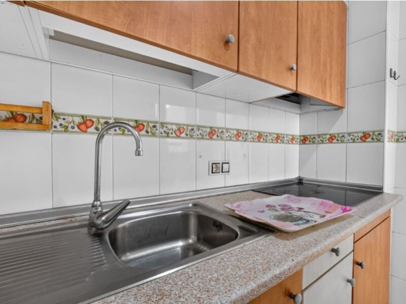2-Bedroom Apartment in Playa del Cura, Torrevieja - Image 9