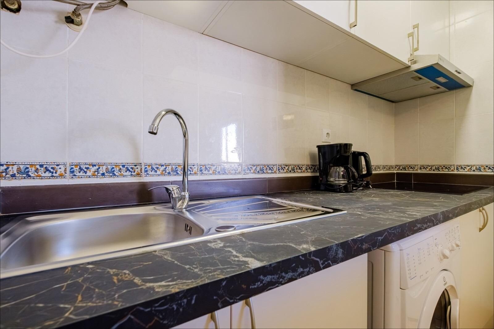 1-Bedroom Apartment in Estacion de Autobuses, Torrevieja - Image 30