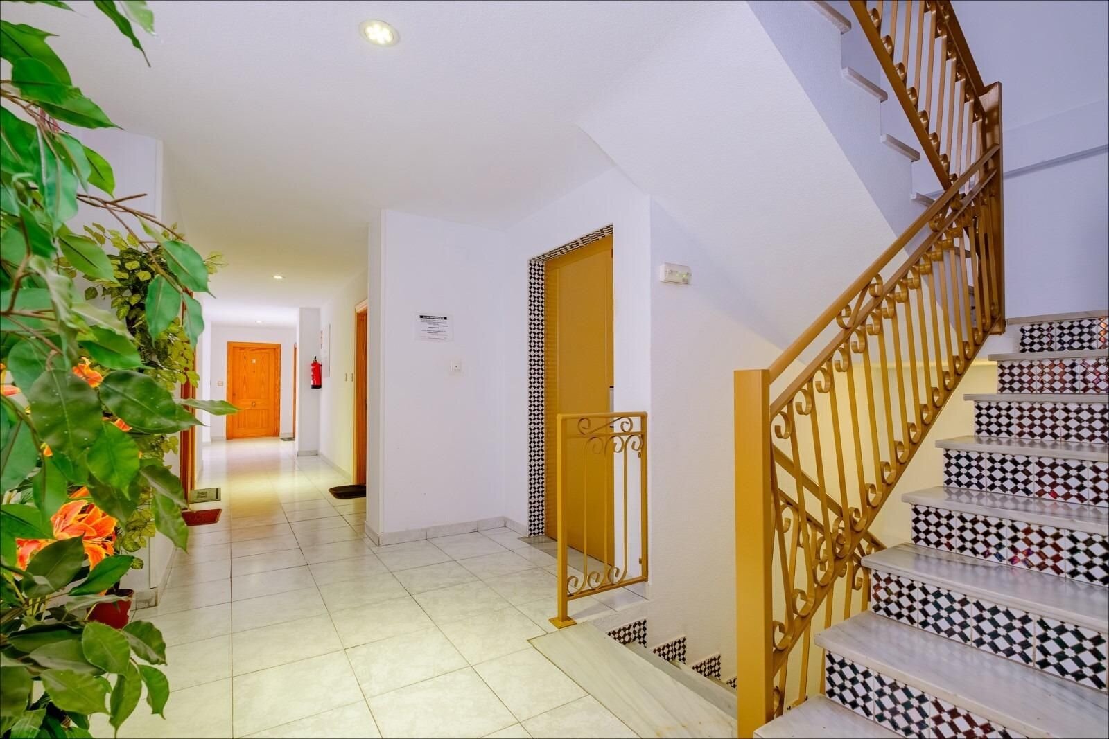 1-Bedroom Apartment in Estacion de Autobuses, Torrevieja - Image 37