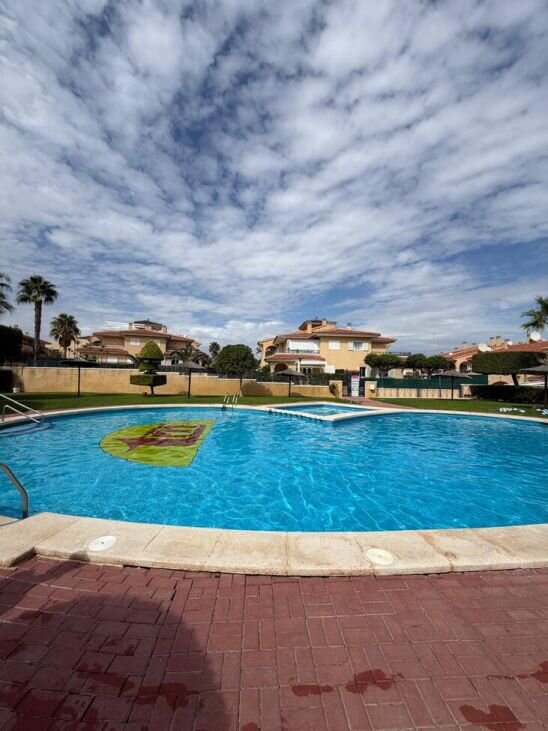 2-Bedroom Bungalow in Zona Norte, Santa Pola - Image 16