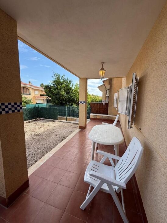 2-Bedroom Bungalow in Zona Norte, Santa Pola - Image 4