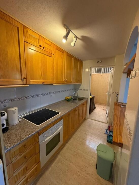 2-Bedroom Bungalow in Zona Norte, Santa Pola - Image 9